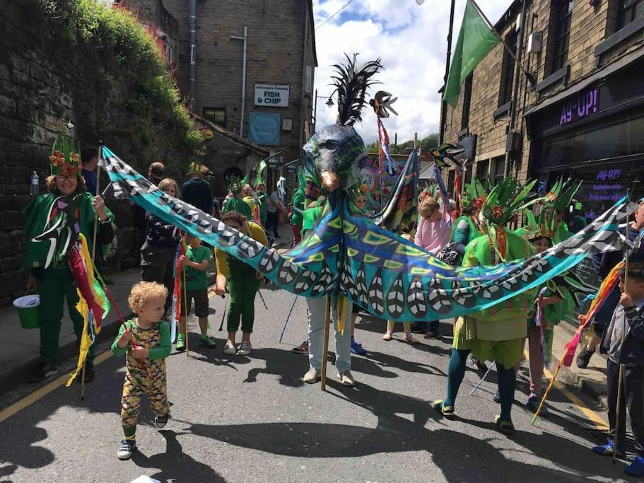 Malkin Wood Studio - 15 Min Walk To Holmfirth Centre ภายนอก รูปภาพ