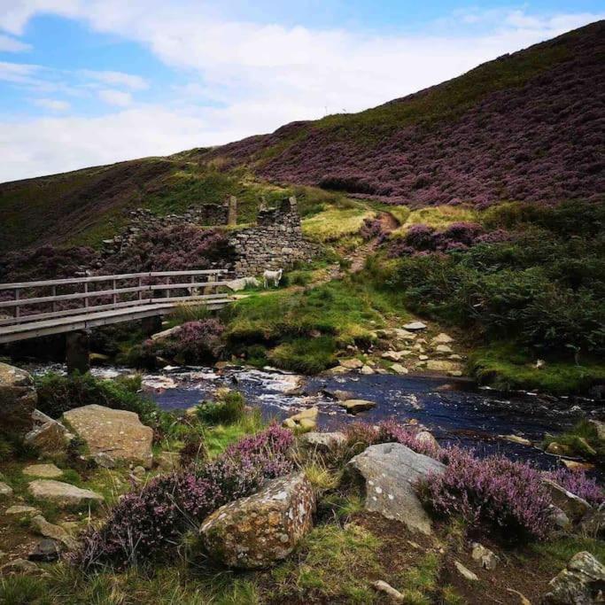 Malkin Wood Studio - 15 Min Walk To Holmfirth Centre ภายนอก รูปภาพ